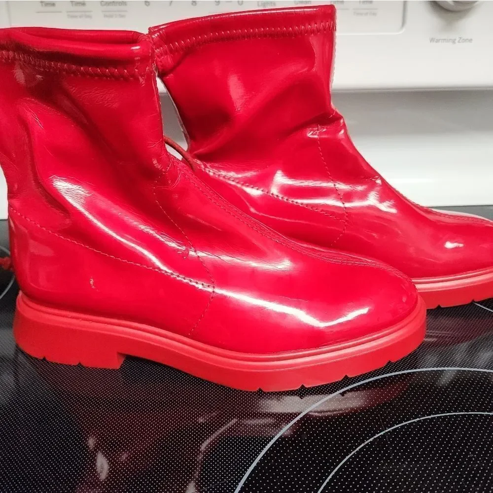 Stuart Weitzman Benita Boot Women Size 5 NEW